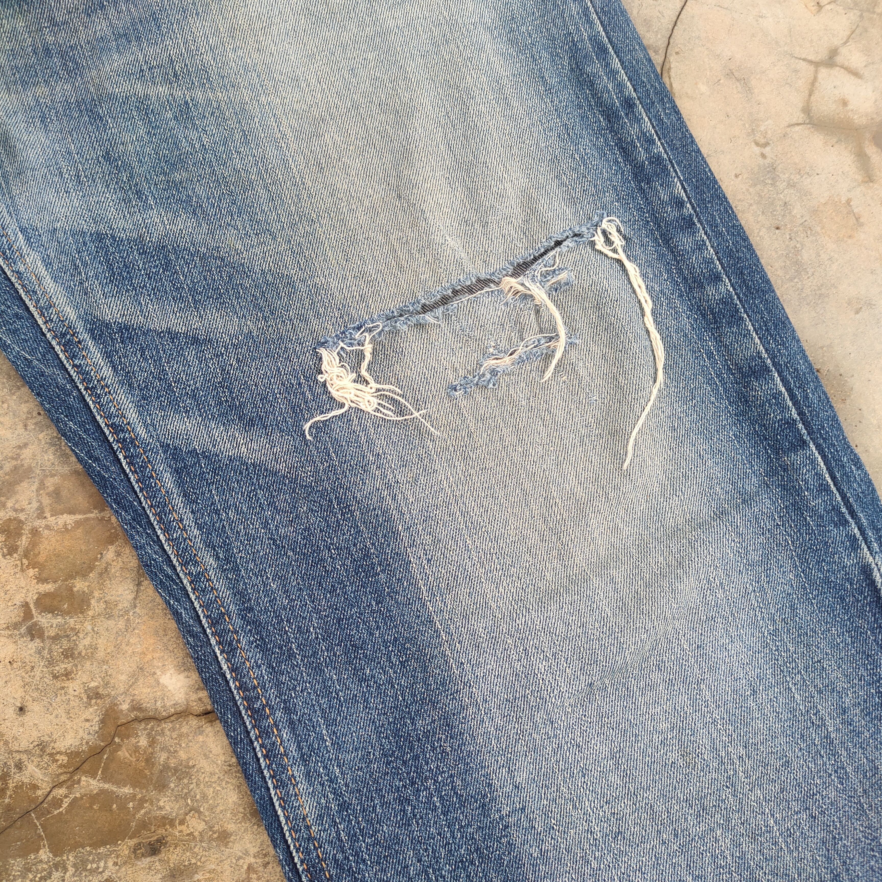 Edwin vintage Edwin faded distressed denim jeans pants Size US 38 / EU 54 - 6 Thumbnail