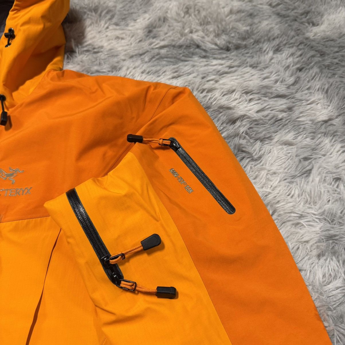 Arc'teryx Arc'teryx Alpha SV Jacket | Size XL | Orange GORE-TEX Pro Size US XL / EU 56 / 4 - 5 Thumbnail
