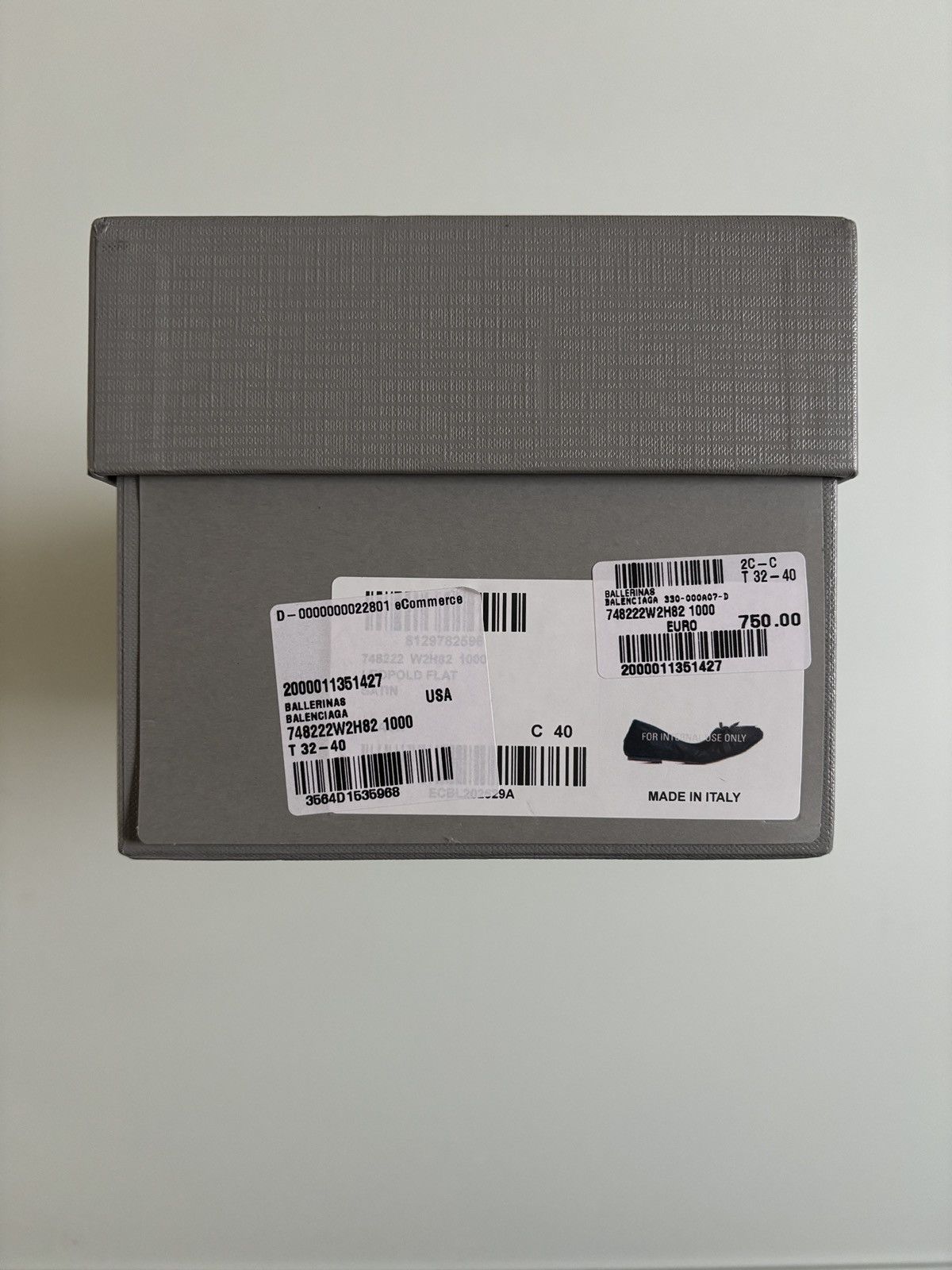 Maison Margiela tabi leather flats