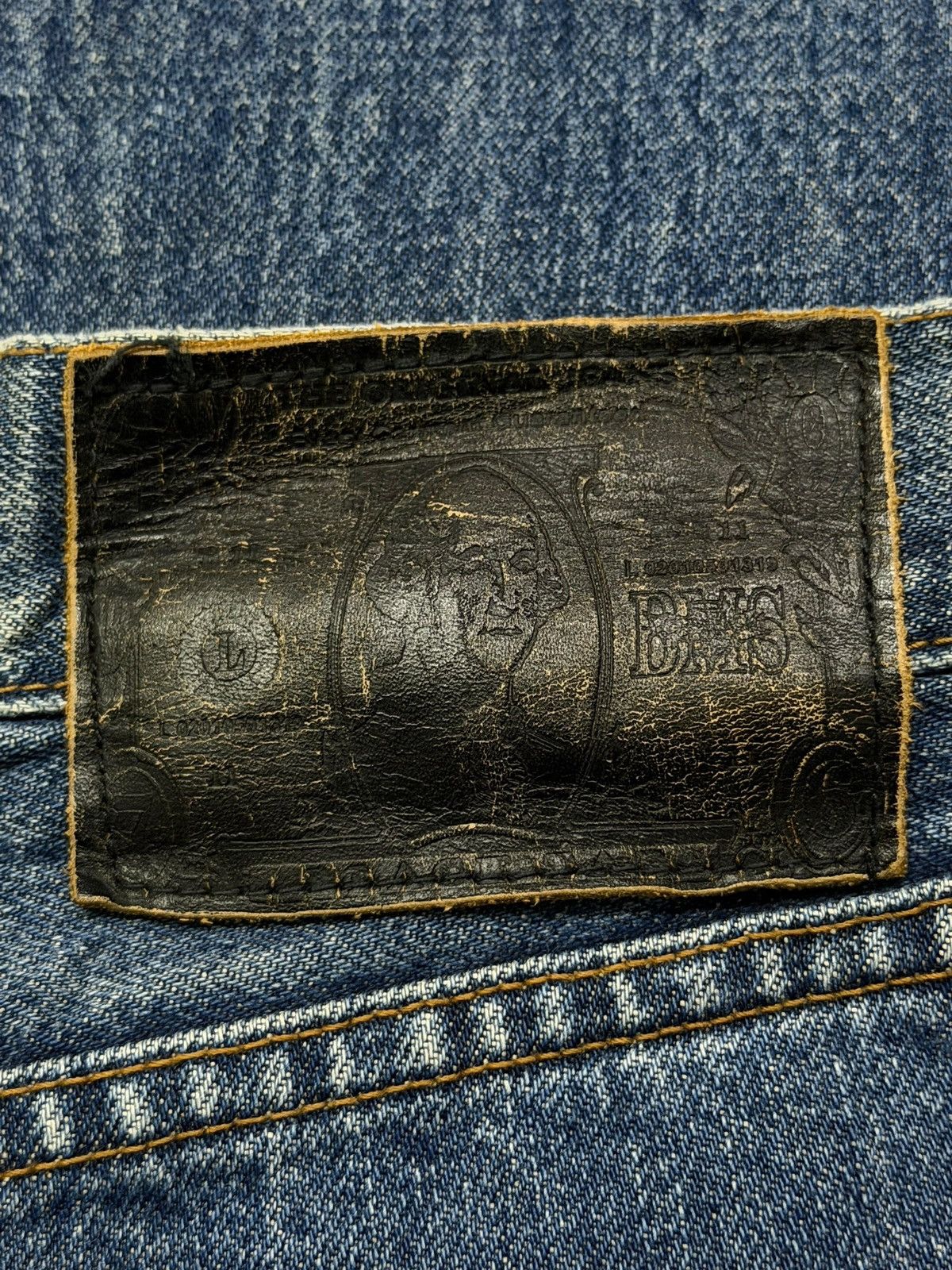 Beams Plus Vintage BEAMS Tokyo Distressed Patchwork Denim Jeans Japan Size US 34 / EU 50 - 11 Thumbnail