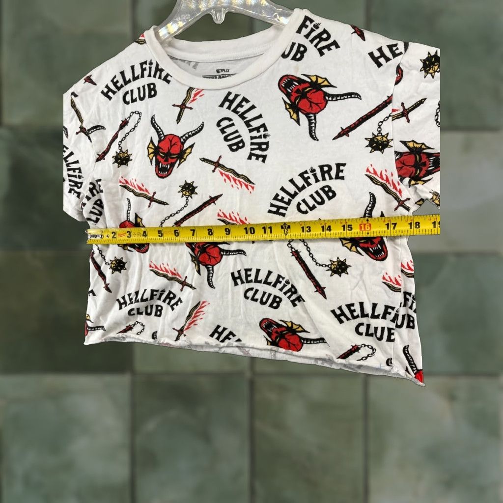 Vintage Stranger Things Womens Cropped TShirt Medium White Hellfire Club Shirt Womens M White Graphic Print 90s Theme Size M / US 6-8 / IT 42-44 - 1 Thumbnail