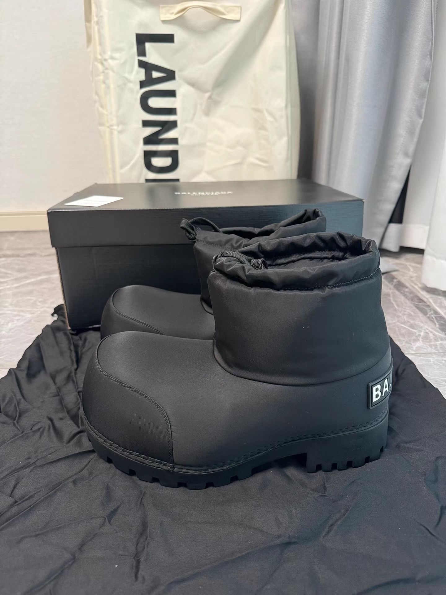 Balenciaga Balenciaga Alaska Low Nylon Snow Boots K6 Size US 8 / IT 38 - 1 Thumbnail