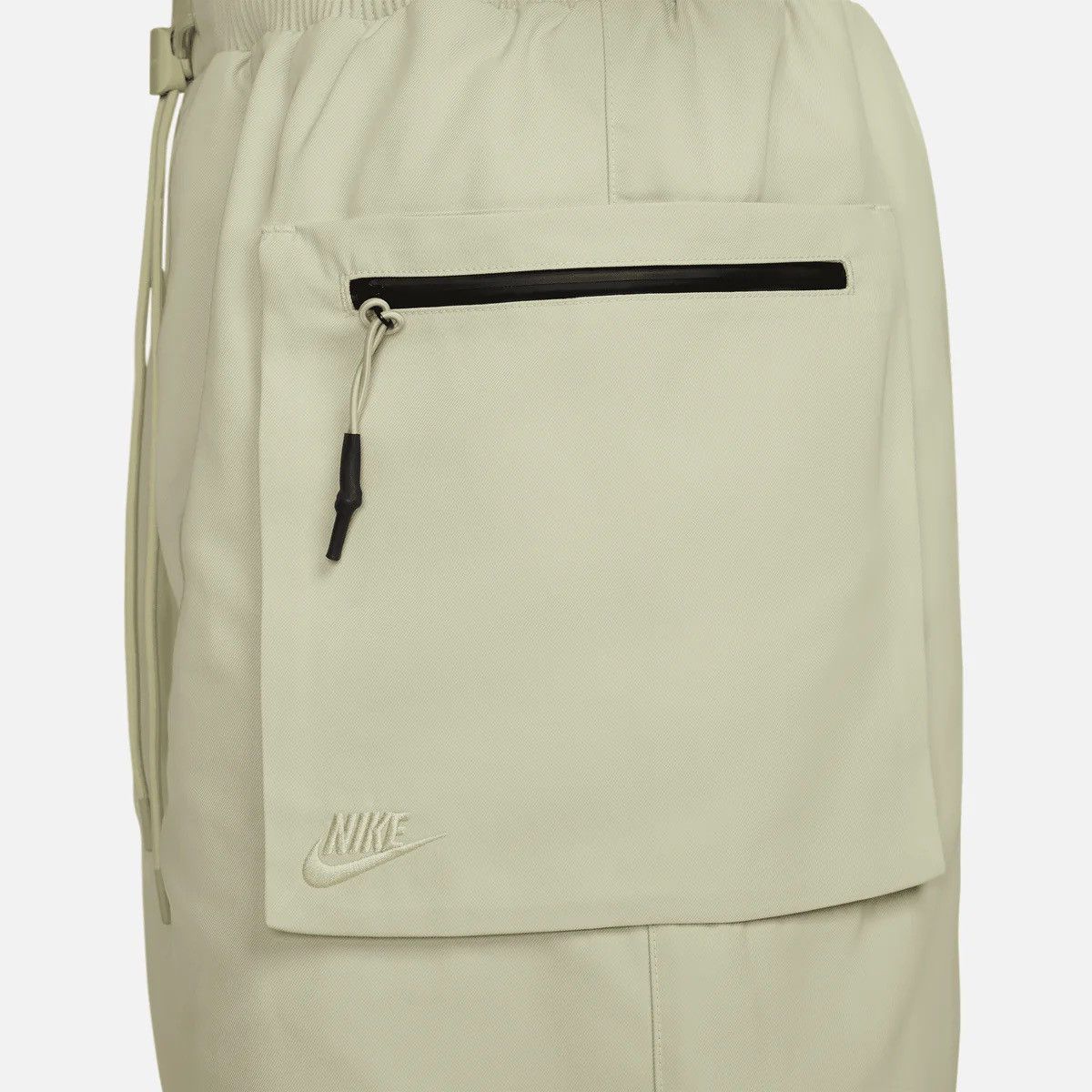Nike Nike Sportswear Tech Pack Green Woven Utility Shorts M Size US 33 - 3 Thumbnail