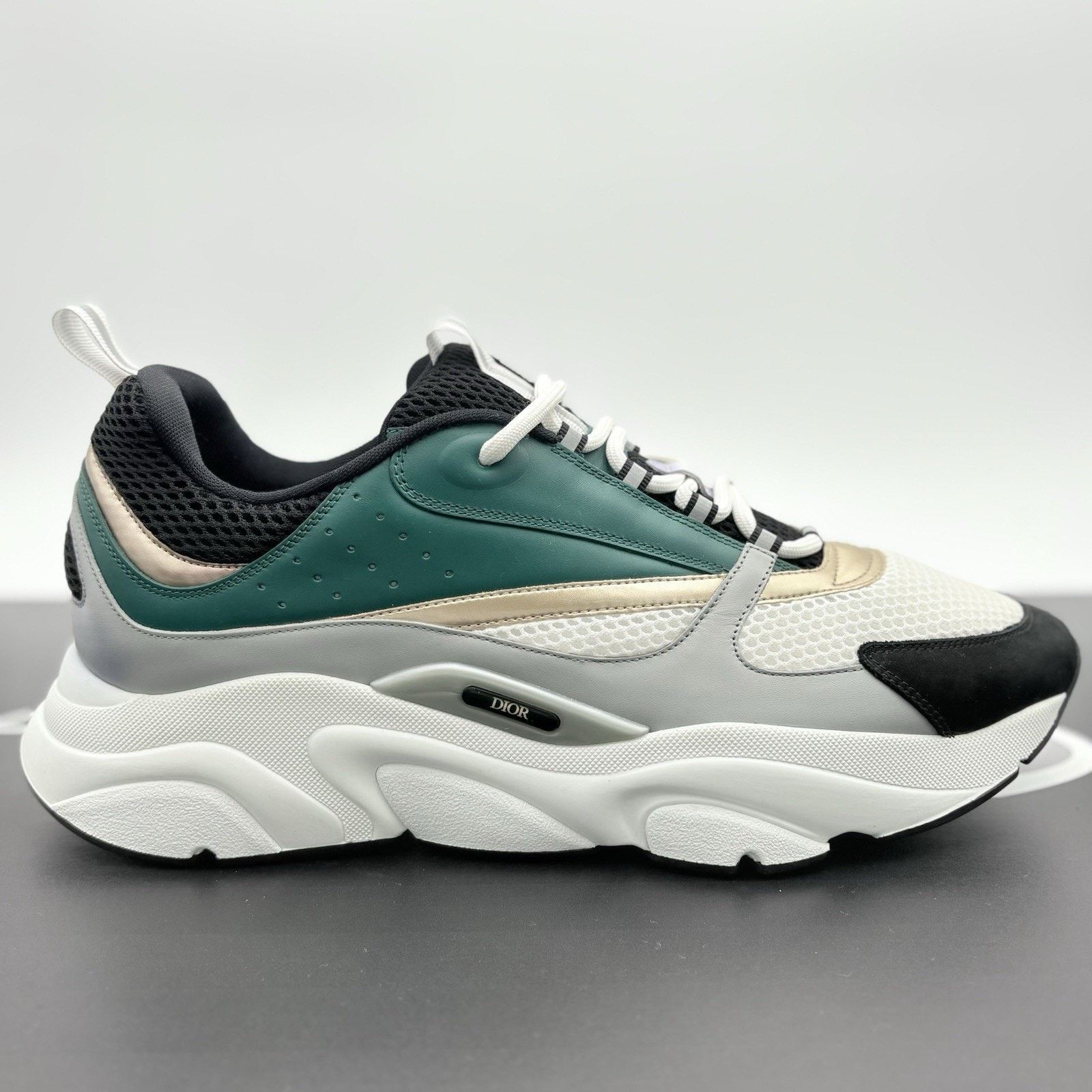 Dior Size 49 (16 US) Dior B22 Sneaker ' Green White Gold ' | NEW! Size US 15 / EU 48 - 2 Thumbnail