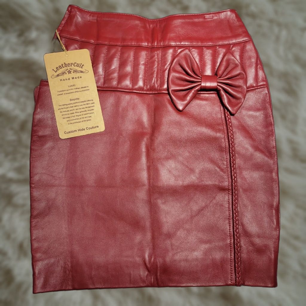 Vintage VINTAGE Leather Cult Red Leather Skirt Bow Accent Straight Pencil Side Zip Lined XS NWT Size 26" / US 2 / IT 38 - 1 Thumbnail