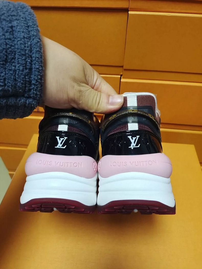 Louis Vuitton Louis Vuitton Run55 Women's Athletic Shoes-2507 Size US 4 / IT 34 - 8 Thumbnail
