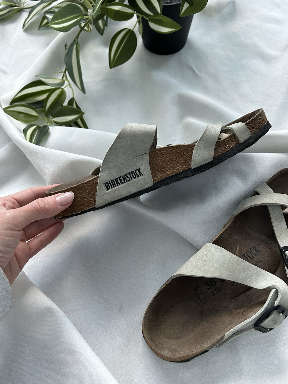 Birkenstock Birkenstock Suede Gray Leather Streetwear Sandals Size US 6 / IT 36 - 4 Thumbnail
