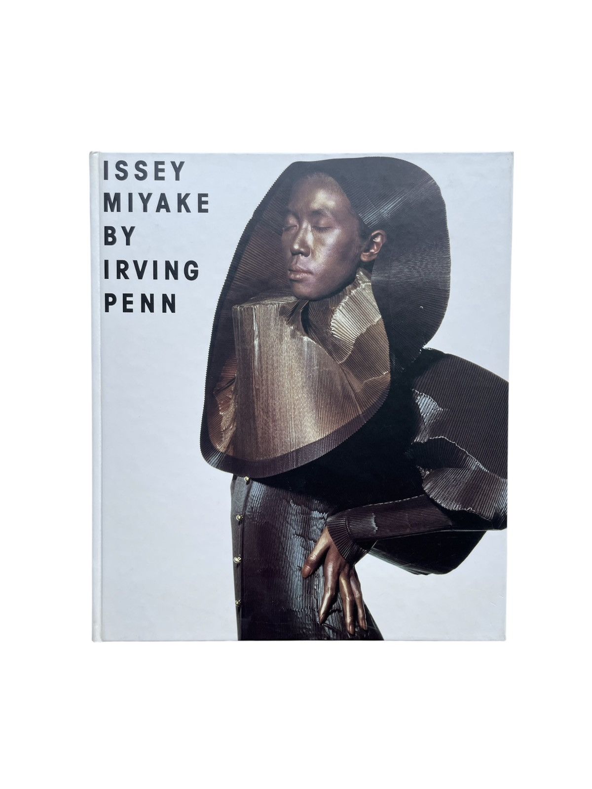 Issey Miyake Issey Miyake by Irving Penn 1990 Size ONE SIZE - 1 Thumbnail