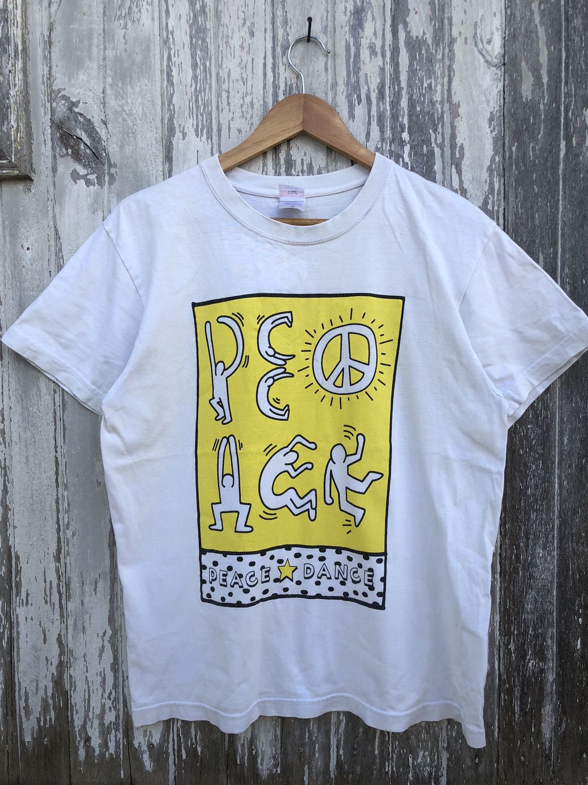 Japanese Brand × Keith Haring × Vintage Vintage 90s Keith Haring Peace Dance Tshirts Size US M / EU 48-50 / 2 - 2 Thumbnail