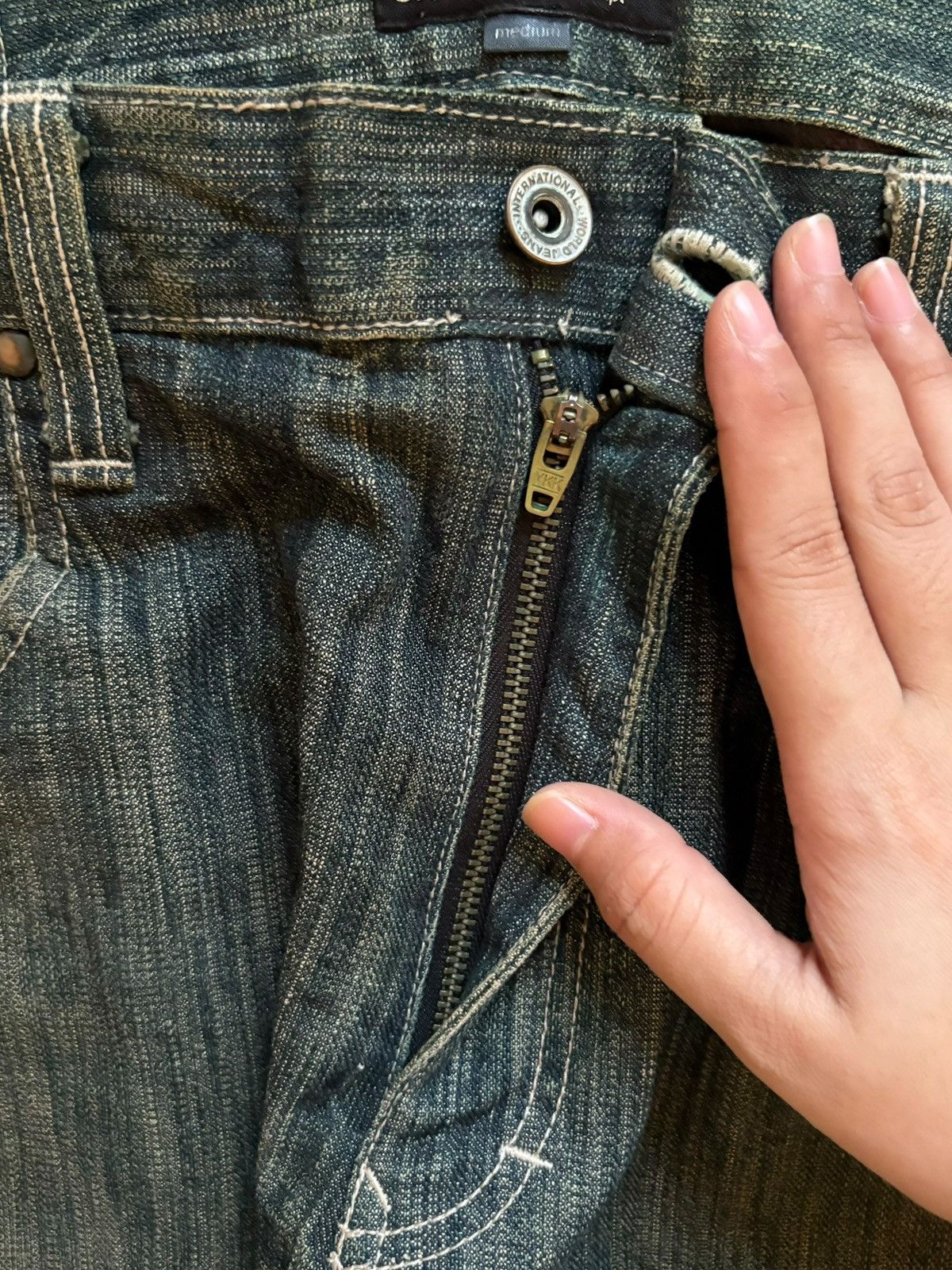 Japanese Brand Vintage Japanese Brand Rusty Mud Wash Loose Baggy Jeans Size US 34 / EU 50 - 3 Thumbnail