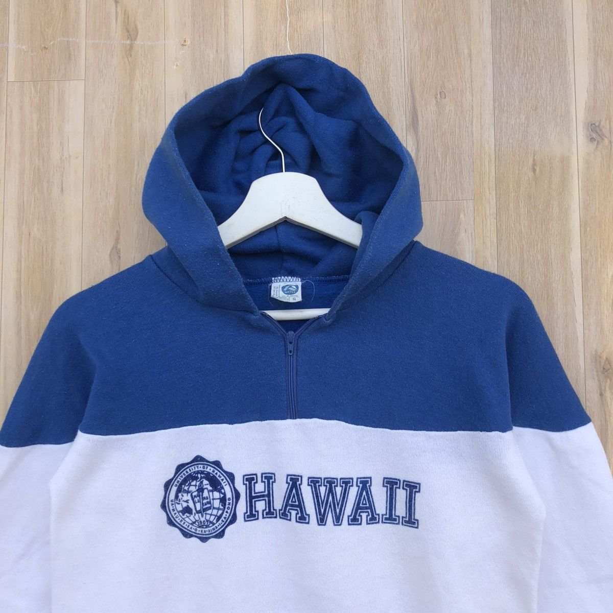 Vintage Vintage University of Hawaii Hoodie Sweatshirt Size US S / EU 44-46 / 1 - 3 Thumbnail