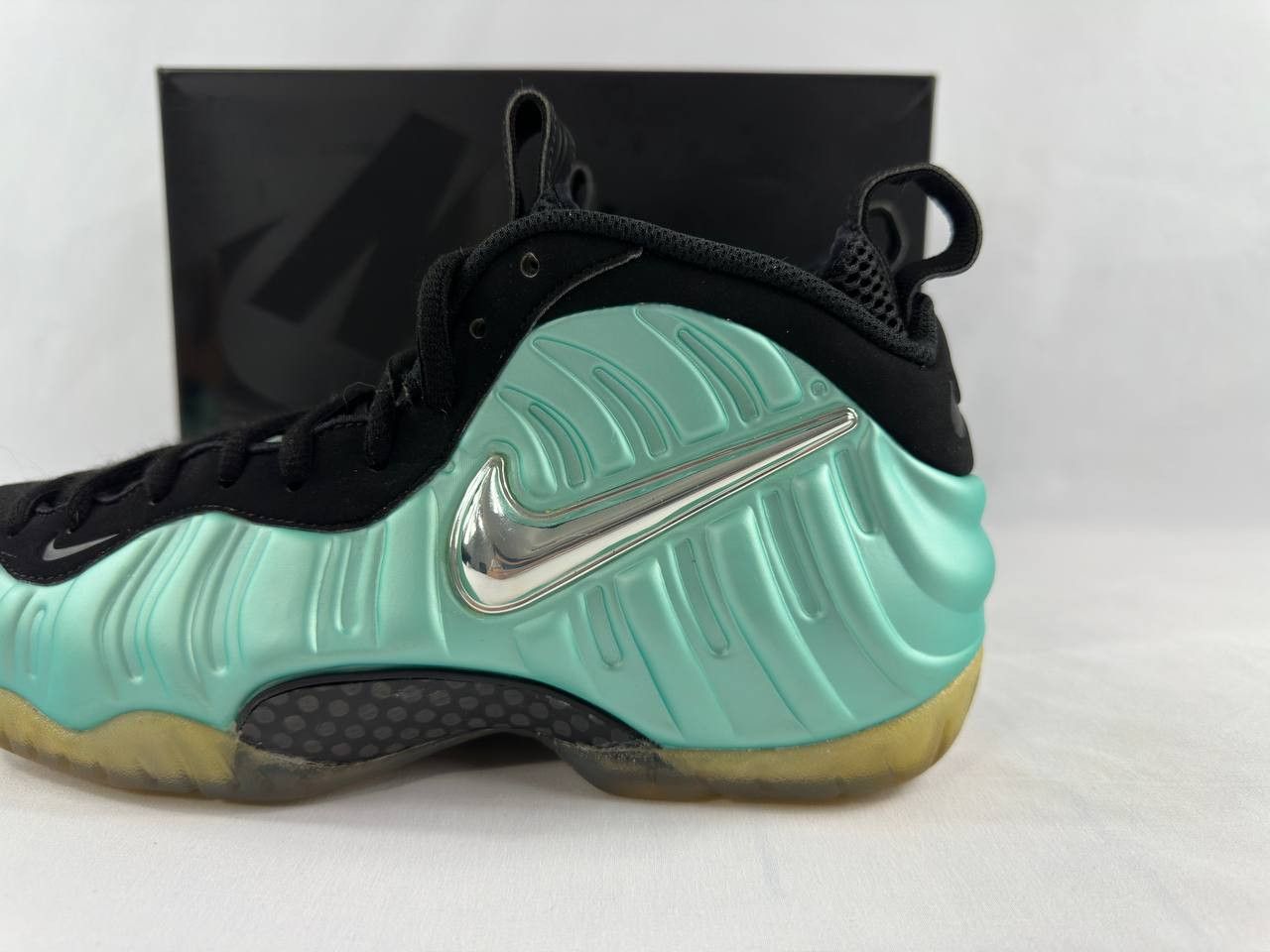 Nike Nike Air Foamposite Pro 'Island Green' Size US 8.5 / EU 41-42 - 9 Thumbnail