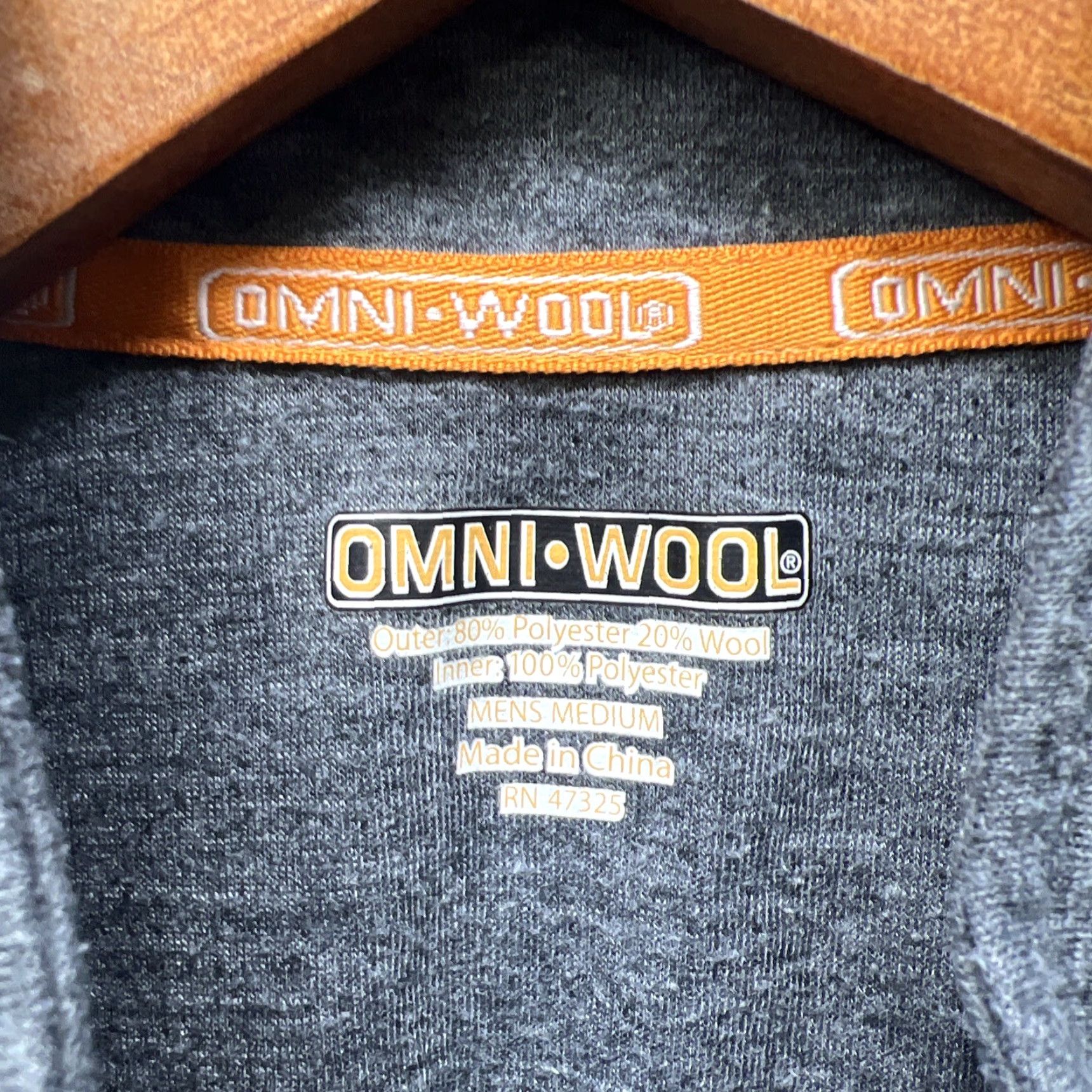 Layer 8 VINTAGE Omni Wool Gray Half Zip Base Layer Pullover Mens Size M Size US M / EU 48-50 / 2 - 3 Thumbnail