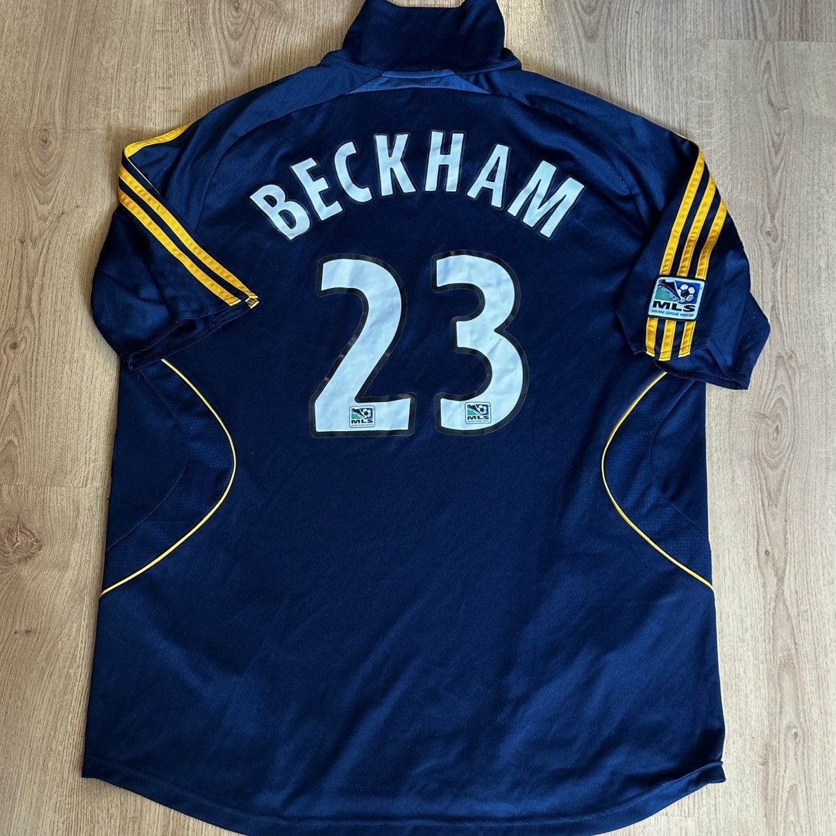 Adidas LA Galaxy David Beckham 2007-2008 Away Jersey Size US XL / EU 56 / 4 - 5 Thumbnail