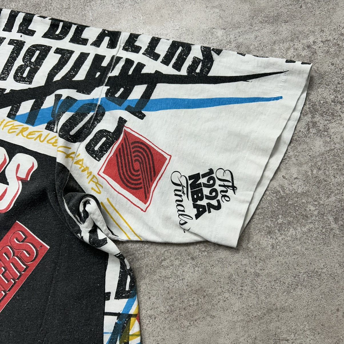 NBA × Vintage VTG PORTLAND TRAIL BLAZERS 1992 NBA FINALS T's AOP T-SHIRT Size US XL / EU 56 / 4 - 5 Thumbnail