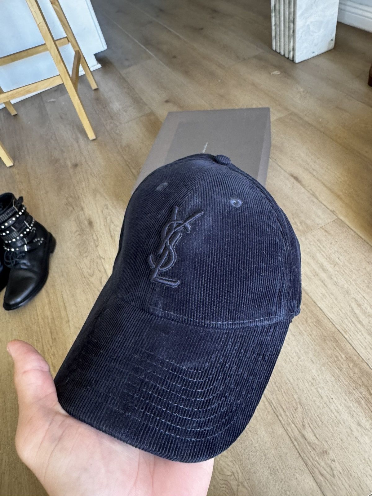 Saint Laurent Paris Corduroy hat Black Size ONE SIZE - 2 Thumbnail