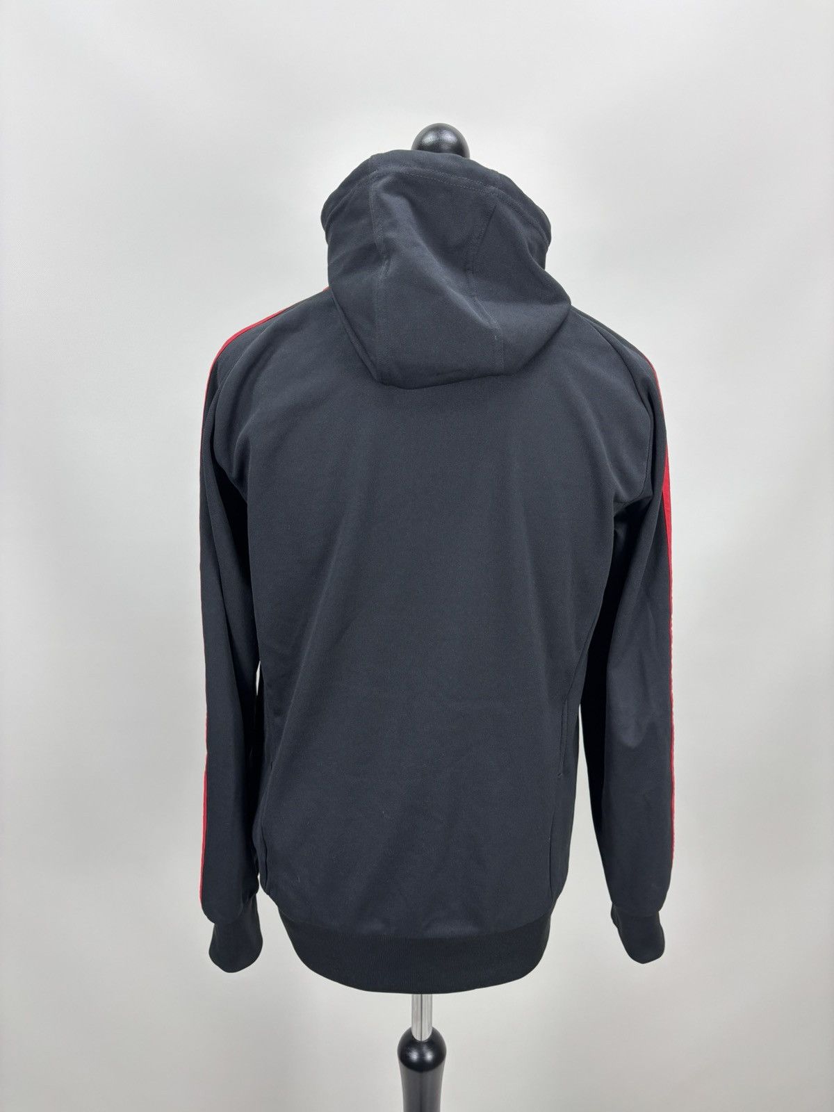 Adidas Mens hoodie Adidas AC 2011-2012 Milan Size M Color Black Size US M / EU 48-50 / 2 - 6 Thumbnail