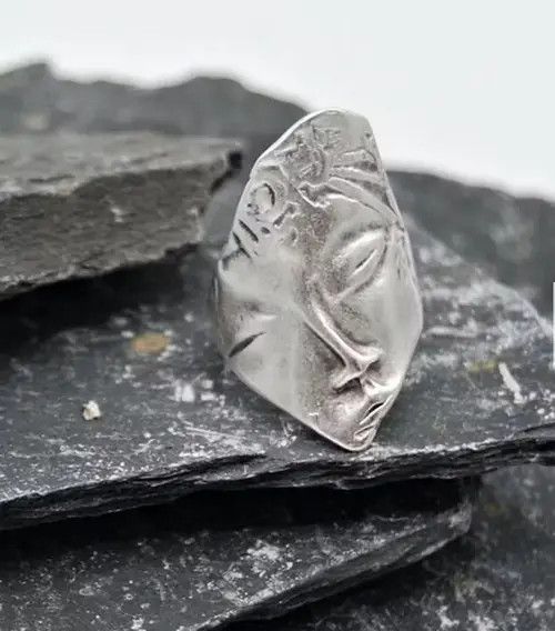 Handmade × Jewelry Abstract Face Ring Silver Modern Human Art Tribal Size ONE SIZE - 2 Thumbnail