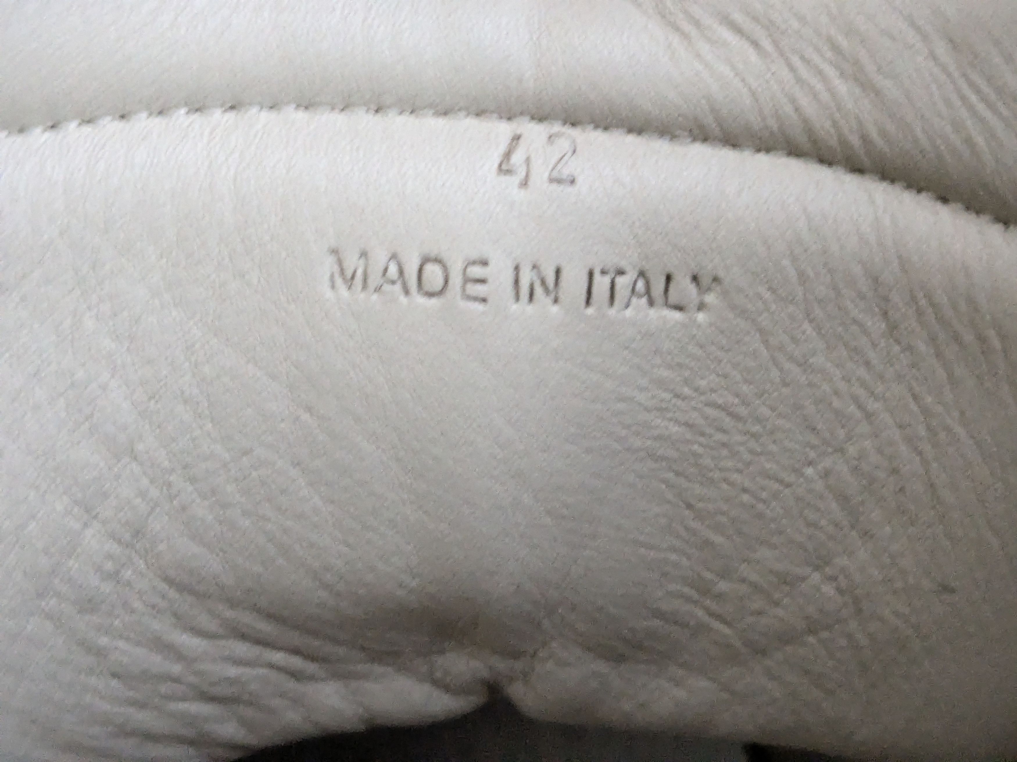 Maison Margiela Maison Margiela Future Sneakers White 9 42 High Tops Size US 9 / EU 42 - 8 Thumbnail