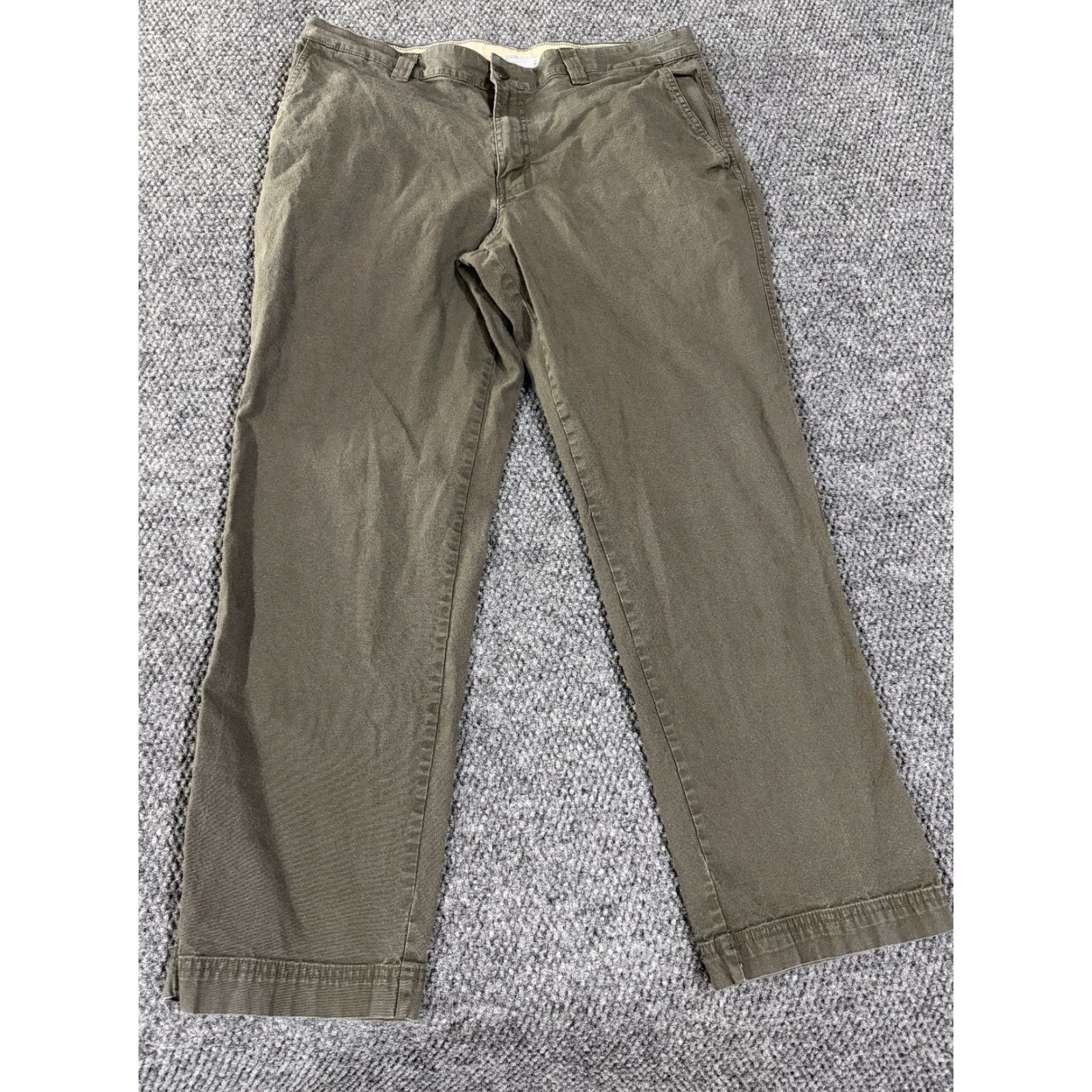 Olive **Columbia Regular Fit Mens Green Outdoor Pants** User: Columbia Regular Fit Mens Green Outdoor Pants Size US 36 / EU 52 - 2 Thumbnail