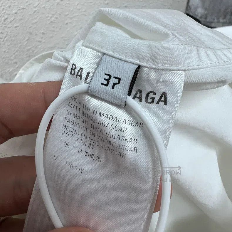 Balenciaga Balenciaga size 37 Coca-Cola Wave Embroidered Pocket Shirt Size US S / EU 44-46 / 1 - 5 Thumbnail