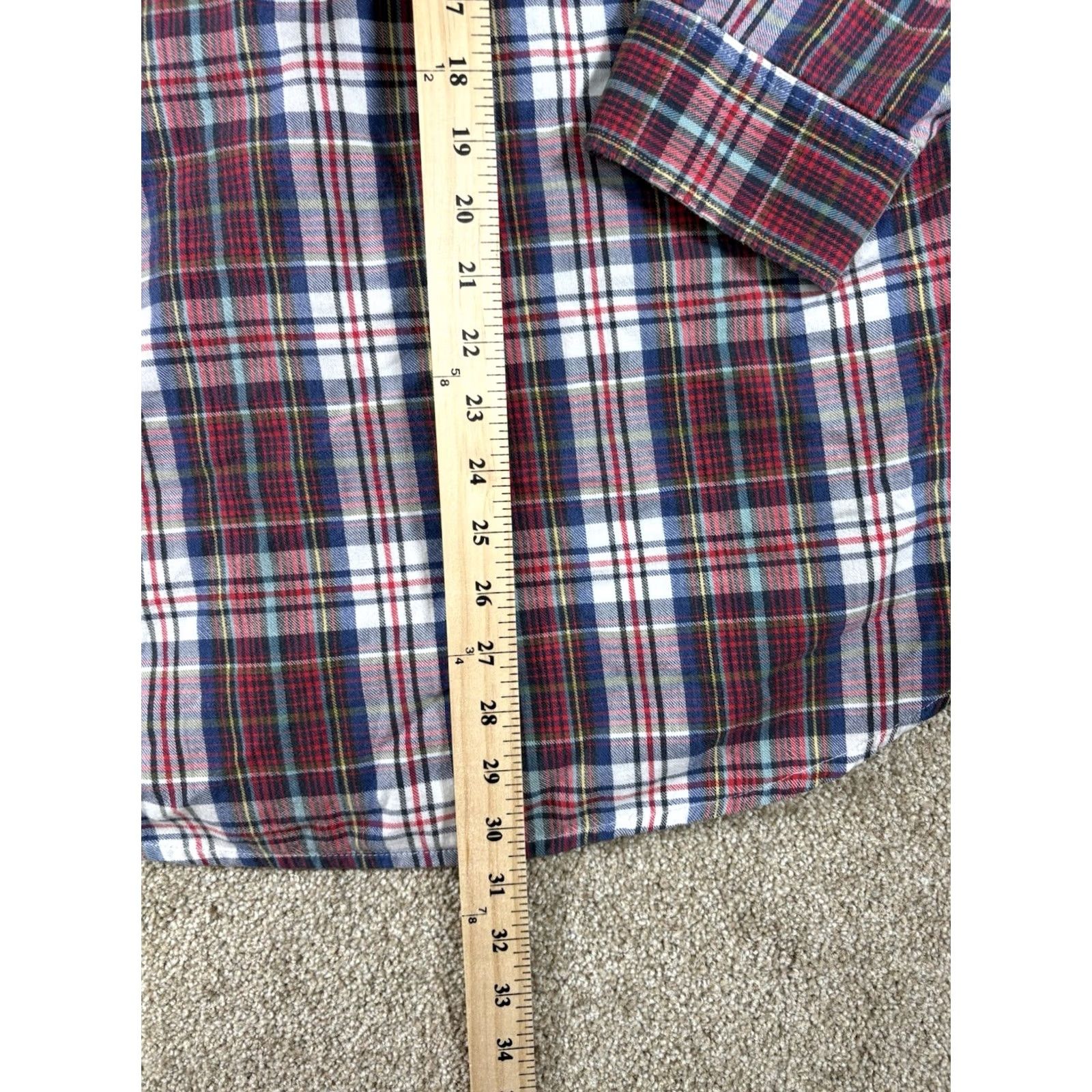 Vintage VINTAGE Erday’s Geneva ILL Red Plaid Long Sleeve Flannel 100% Cotton • Size XL Men Shirt Red Plaid Long Sleeve Button-Up Size US XL / EU 56 / 4 - 6 Thumbnail