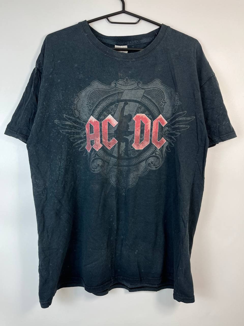 Gildan AC/DC BLACK ICE TOUR 2010 BAND T-SHIRT VINTAGE ROCK SIZE L Size US L / EU 52-54 / 3 - 1 Thumbnail
