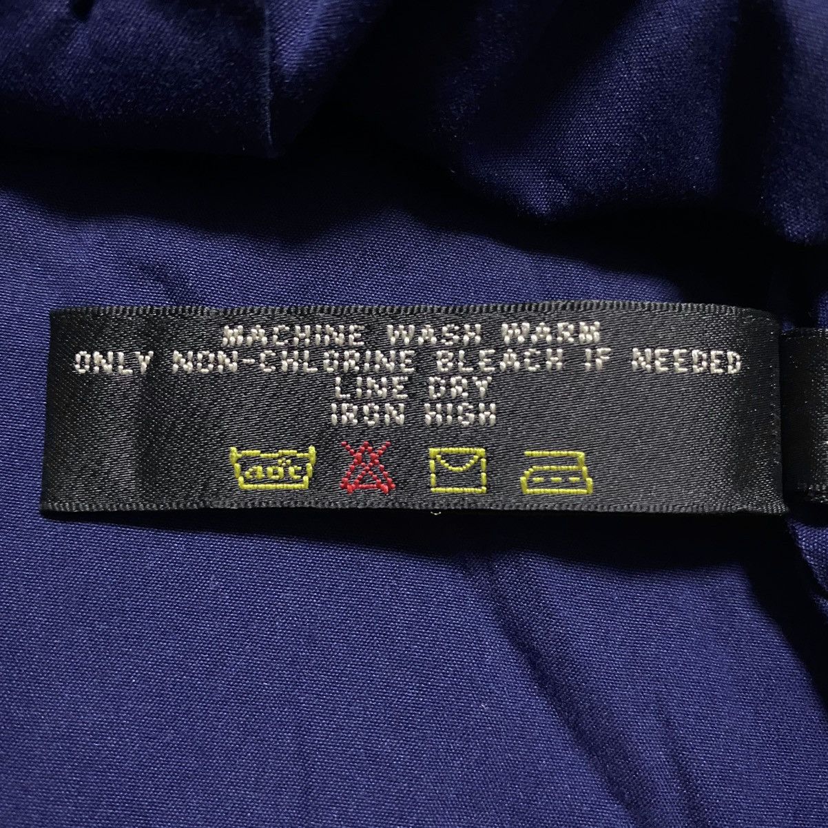 Ralph Lauren Black Label Ralph Lauren Black Label Navy Stretchy Luxury Blouse Shirt Size XS / US 0-2 / IT 36-38 - 19 Thumbnail