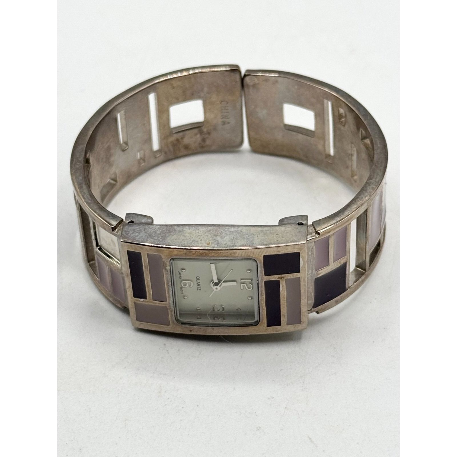 Vintage Woman's Enamel Japan Movt Ladies Watch Quartz Cuff Geometric Size ONE SIZE - 4 Thumbnail