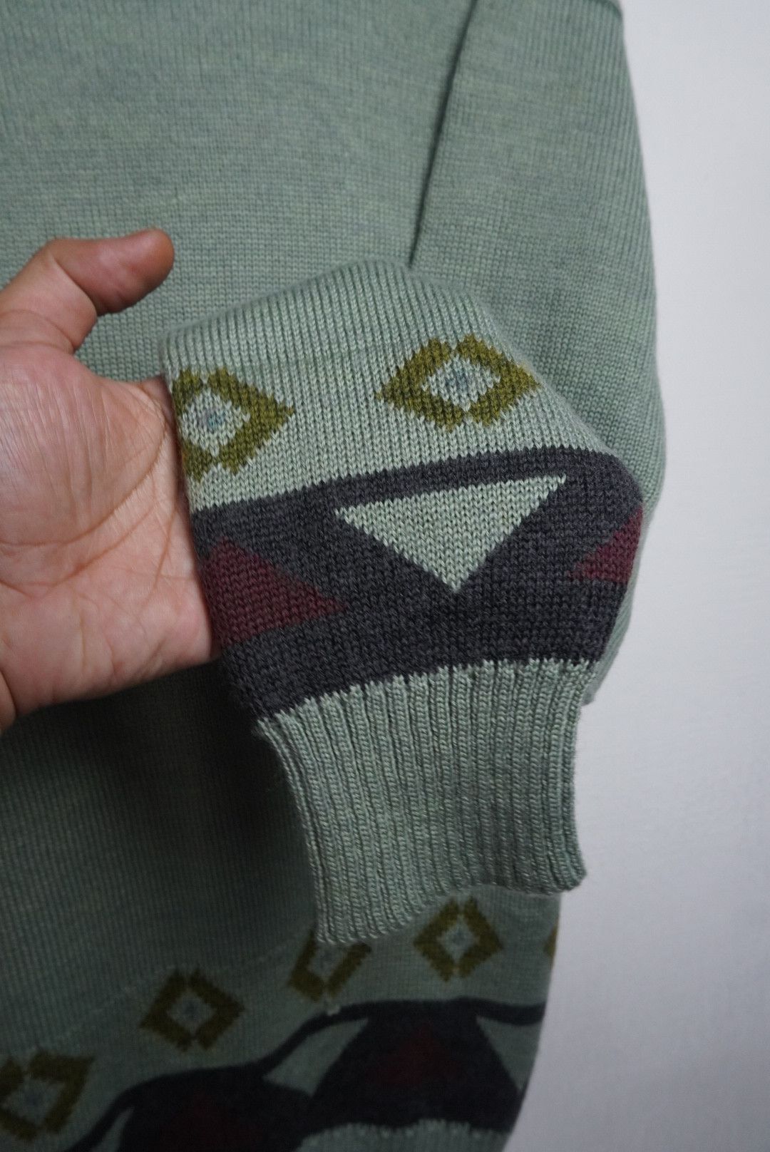 45rpm VINTAGE 1993 45 RPM BY VILLAGE PATTERNED KNIT SWEATER Size US M / EU 48-50 / 2 - 6 Thumbnail