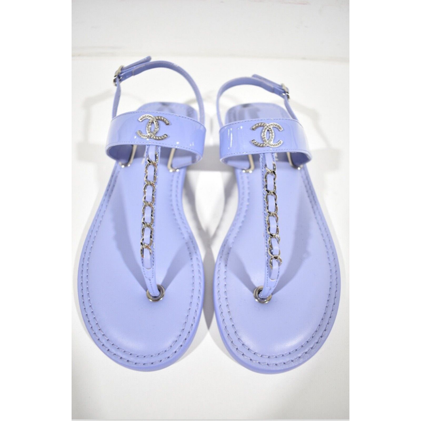 Chanel Chanel 22C Purple Patent Silver Chain CC Logo Mule Slide Size US 7 / IT 37 - 4 Thumbnail