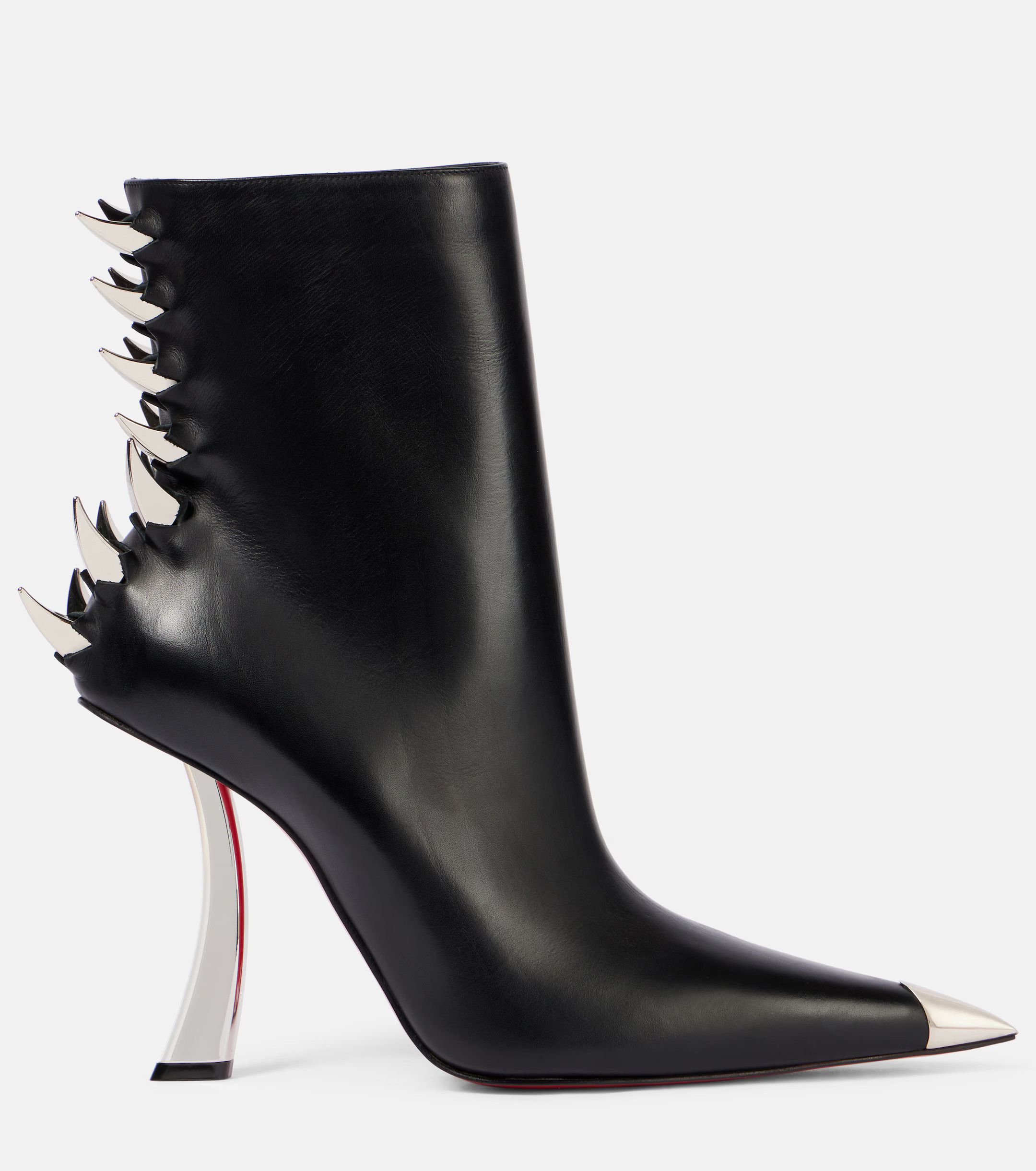 oc11z0625 Boots in Black