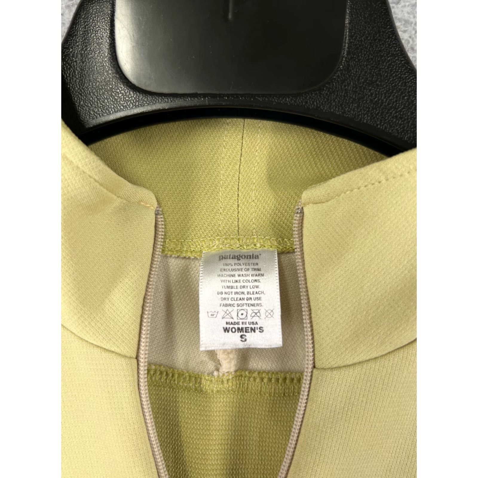 Patagonia Patagonia Sweater Womens Small Yellow 1/4 Zip Mock Neck Polyester Knit Pullover Casual Fall Winter Womens Size S / US 4 / IT 40 - 3 Thumbnail