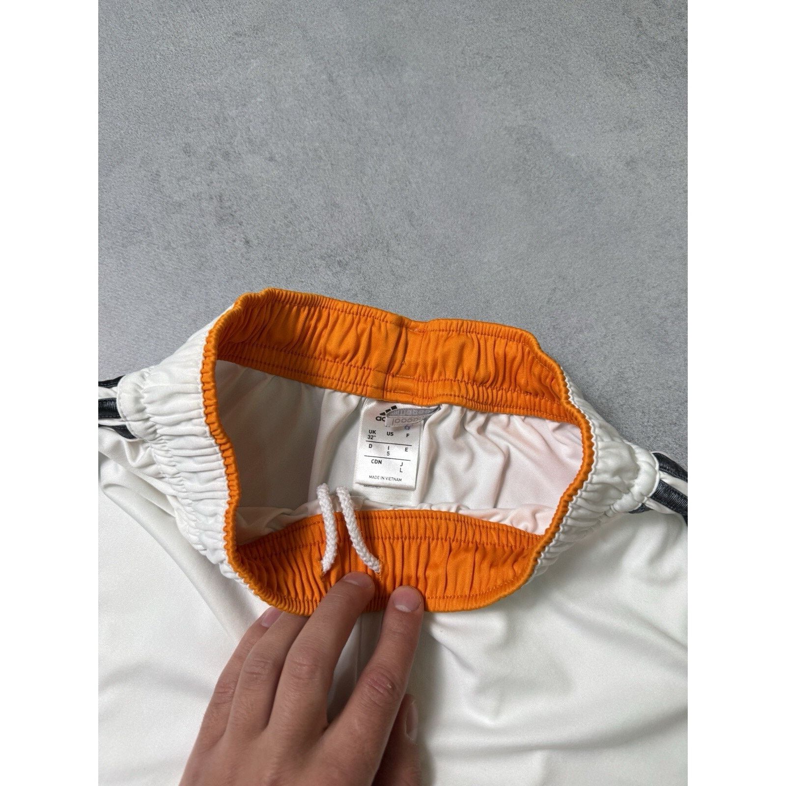 Adidas Adidas Real Madrid Soccer Shorts Football Size L White 2013 Size US 34 / EU 50 - 11 Thumbnail