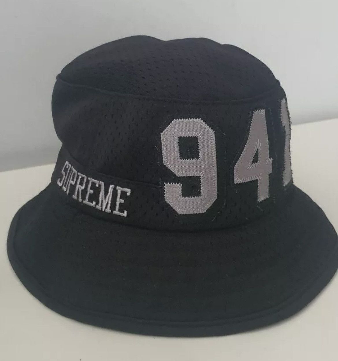 Supreme Mesh Bucket Hat 20th Anniversary 9414