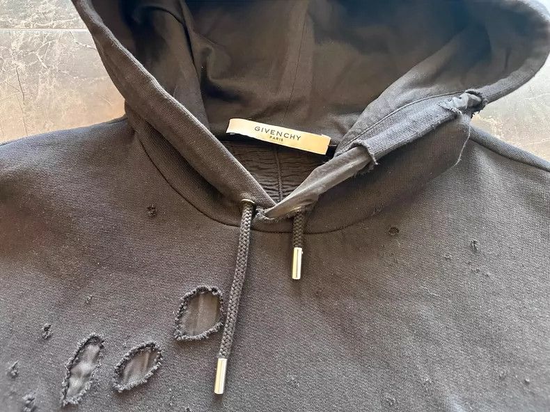 Givenchy Givenchy Men's Ripped Crewneck Hoodie S Size Size US S / EU 44-46 / 1 - 3 Thumbnail