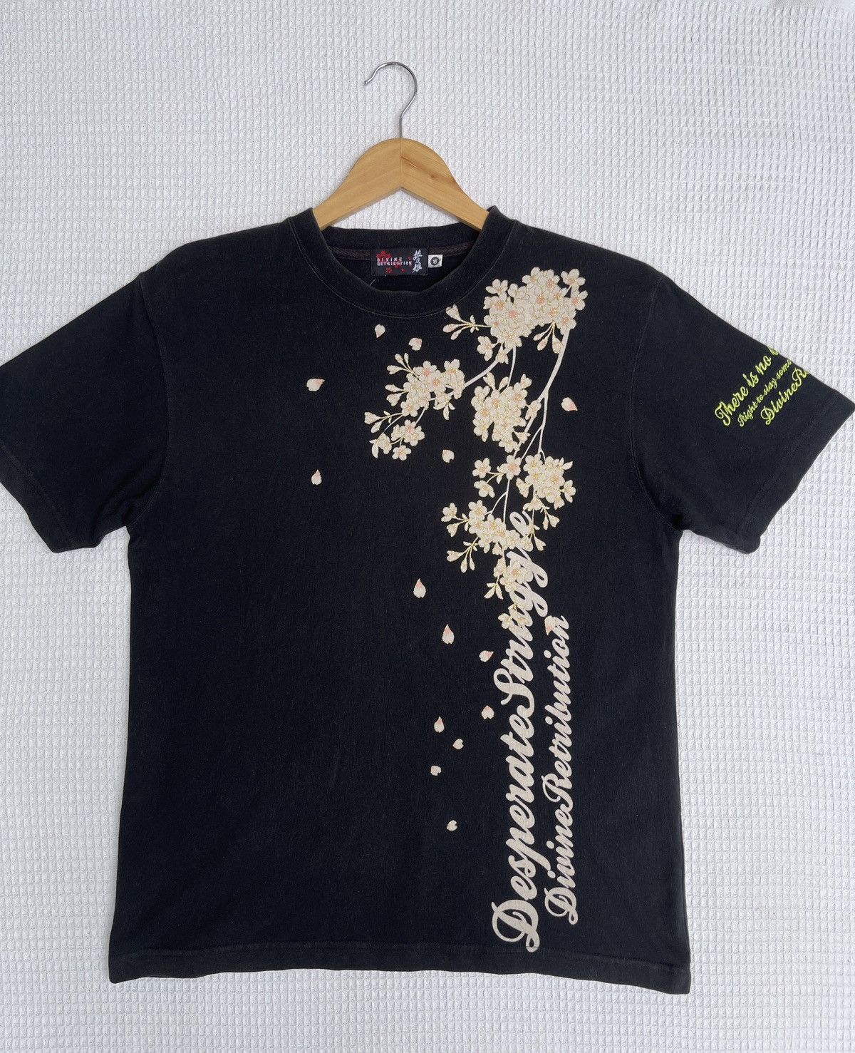 Karakuri Tamashii Last Drop🔥Rare🔥Japanese Divine Retribution Sukajan T-Shirt Size US M / EU 48-50 / 2 - 8 Thumbnail