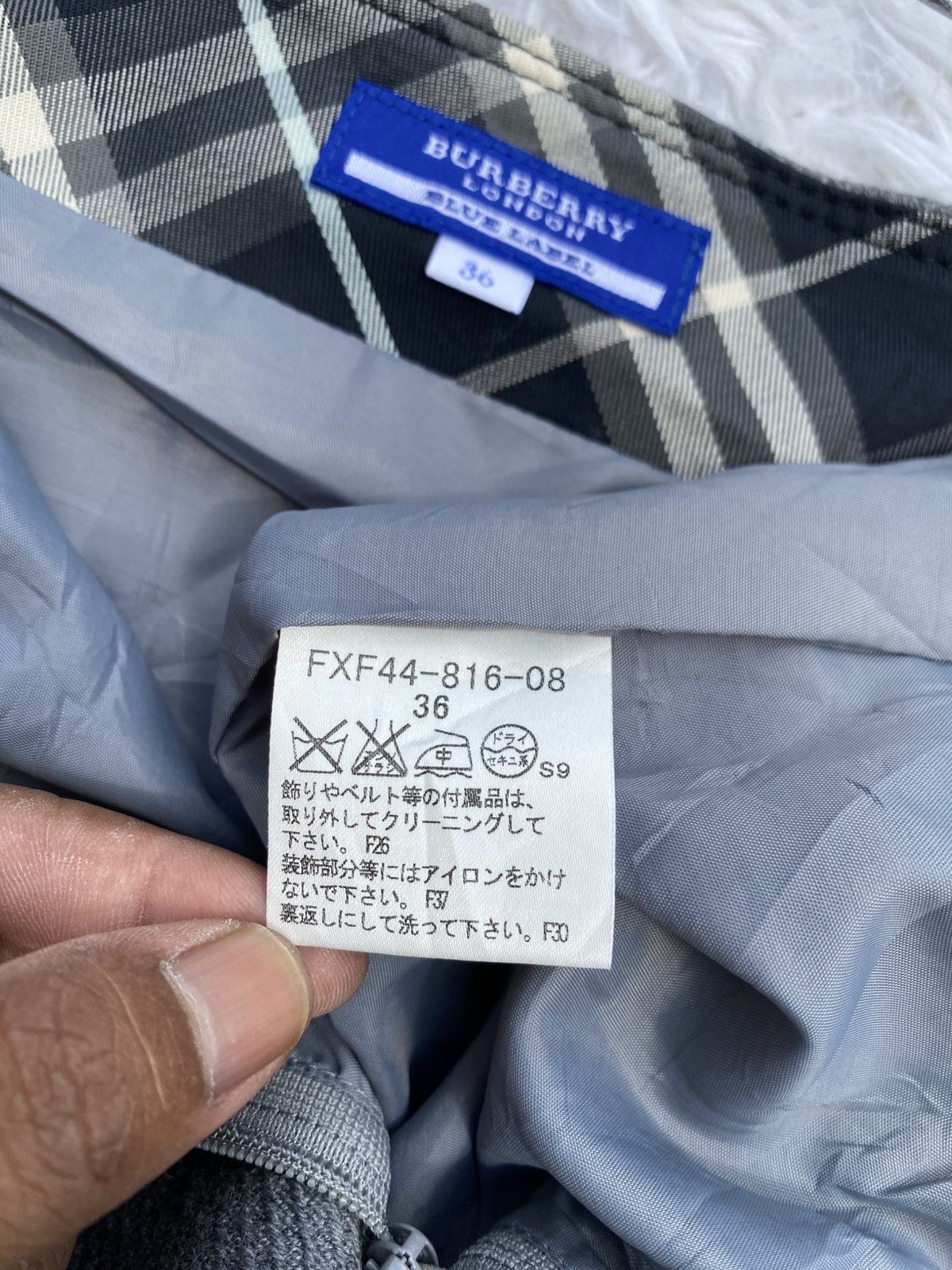 Burberry Rare Vintage Burberry Pleats Mini Skirt Size 27" / US 4 / IT 40 - 12 Thumbnail