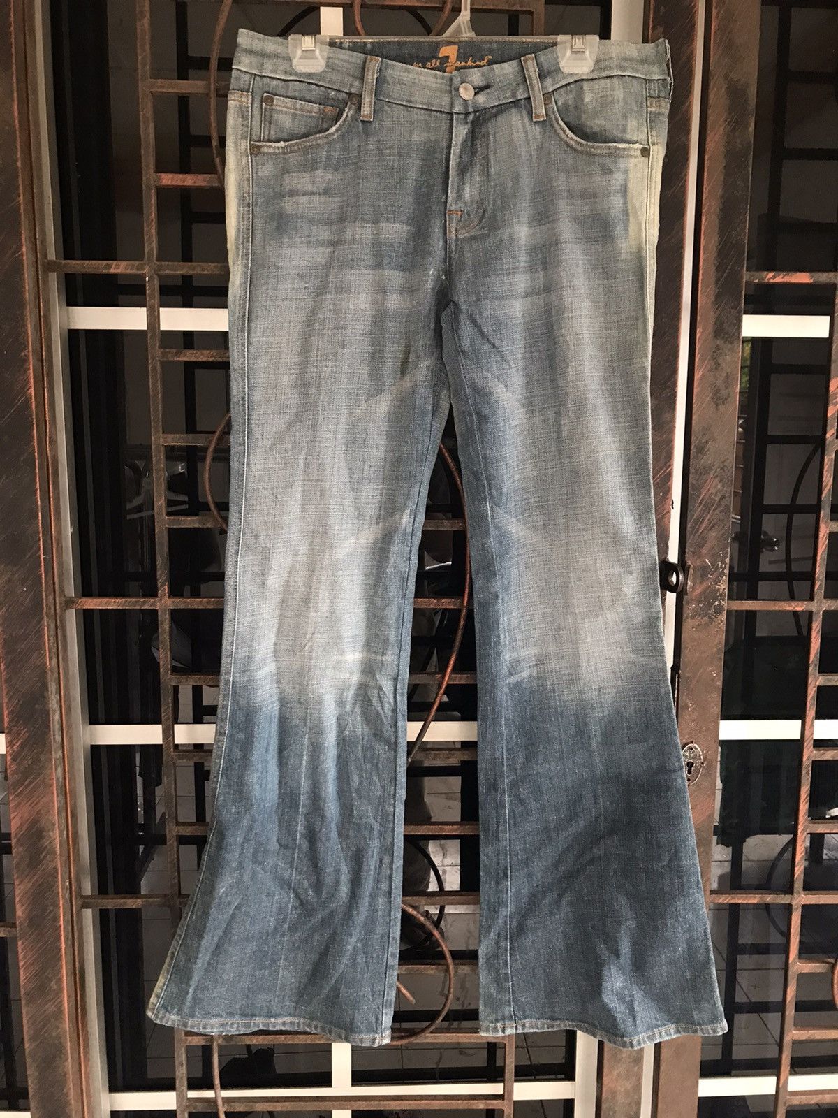 7 For All Mankind 7 For All Mankind Flare Size US 32 / EU 48 - 1 Thumbnail