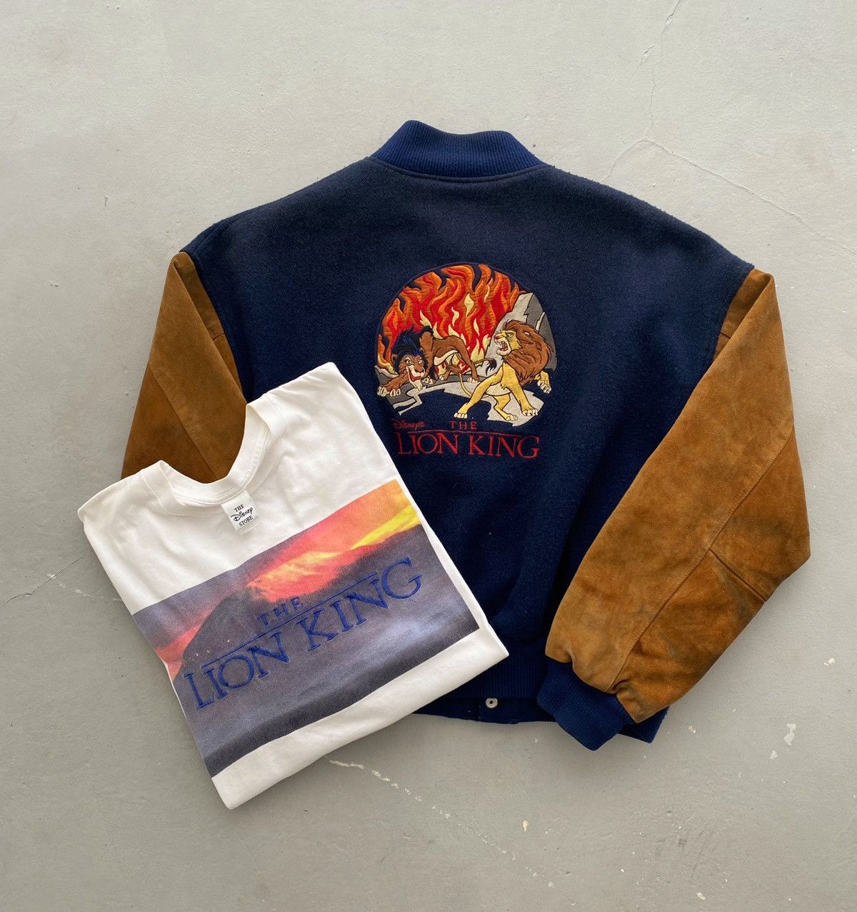 Disney × Vintage Vintage 1994 Disney The Lion King Varsity Jacket Size US XL / EU 56 / 4 - 5 Thumbnail