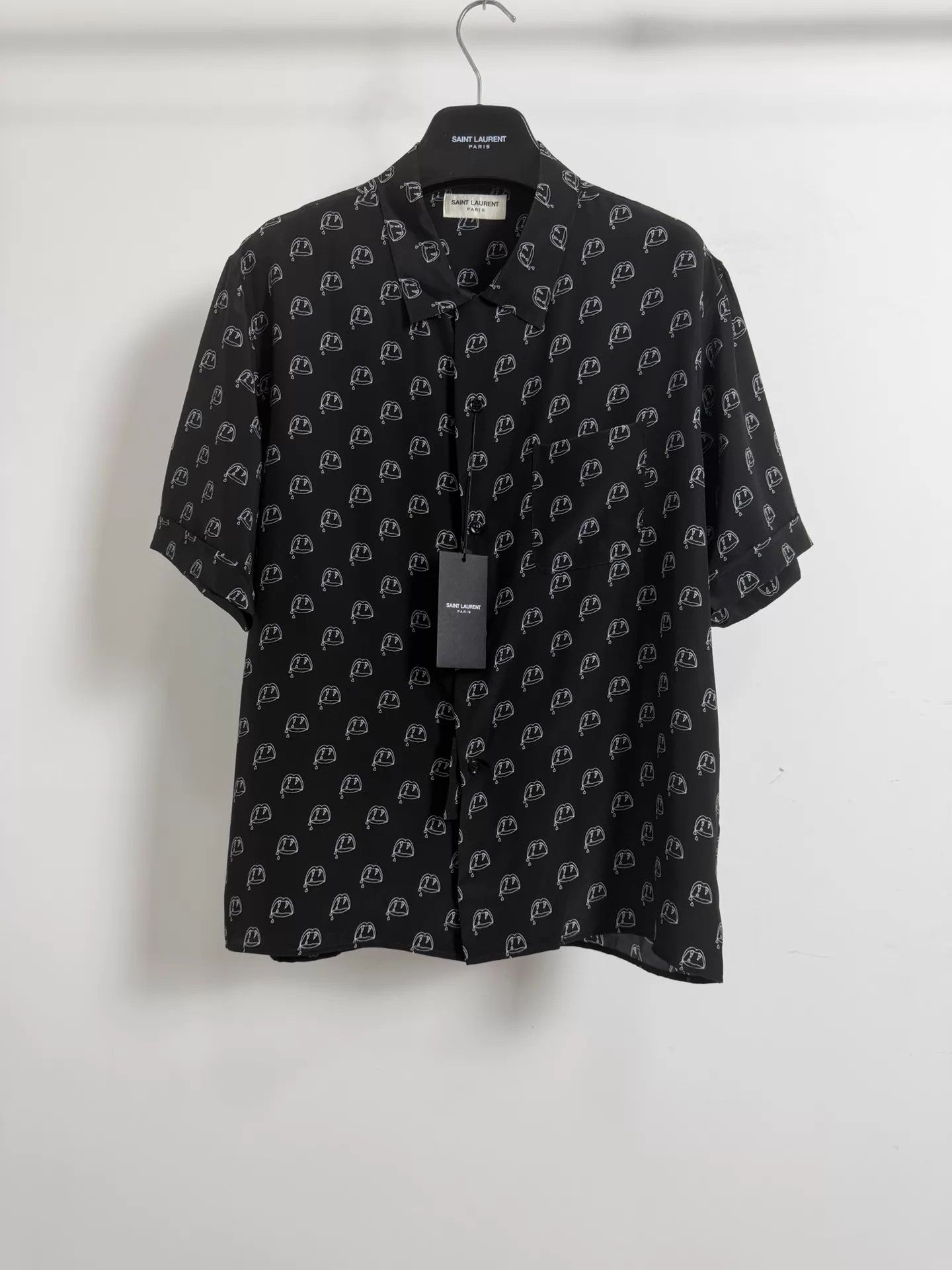 Saint Laurent Paris SLP 14ss Black Vampire Fangs Silk Shirt Size US XL / EU 56 / 4 - 1 Thumbnail