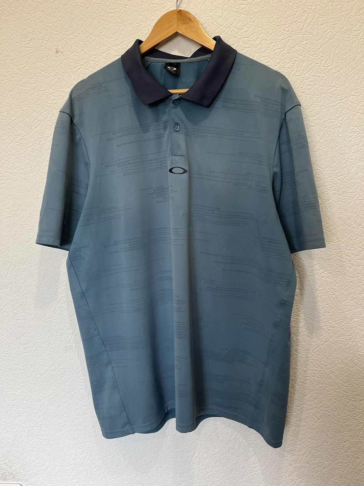 Vintage Vintage Oakley Blue Polo T Shirt Tee Size US XL / EU 56 / 4 - 1 Thumbnail