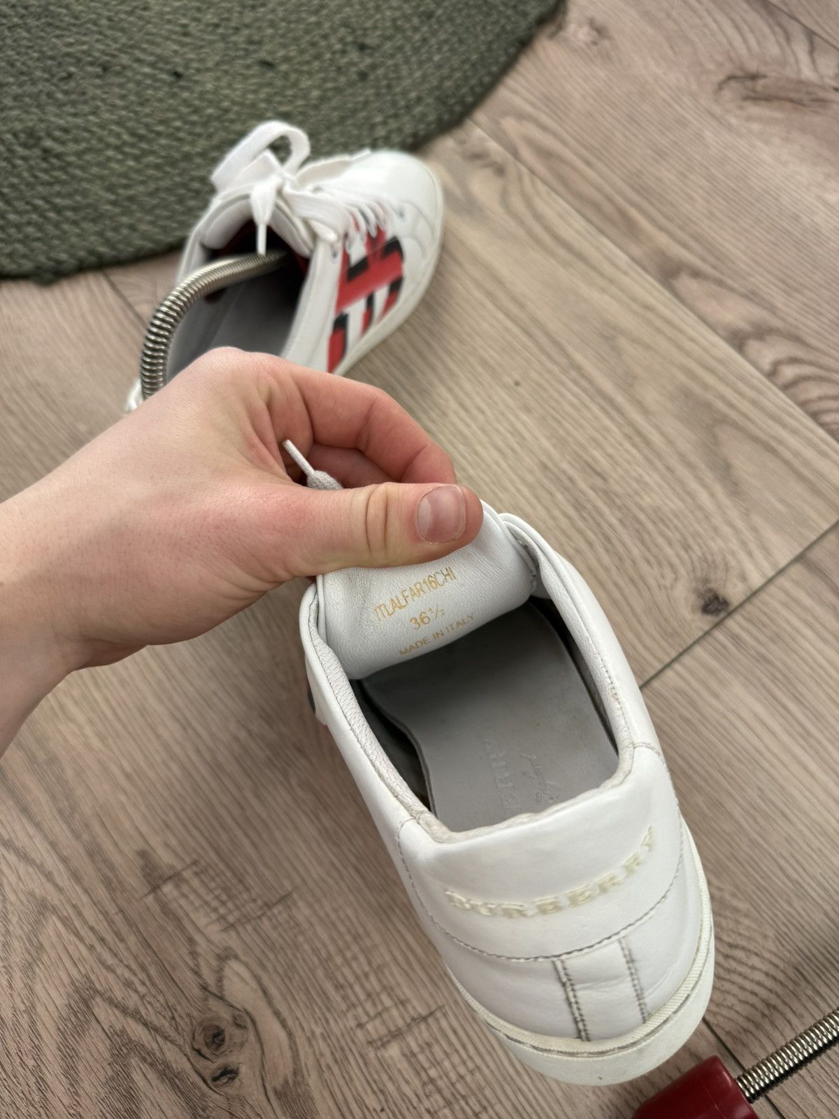 Burberry Burberry Woman big logo shoes Sneakers Size US 6.5 / IT 36.5 - 14 Thumbnail