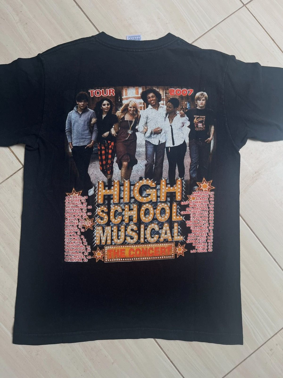Other Rare Disney High School Musical Official Tour Size US M / EU 48-50 / 2 - 2 Thumbnail