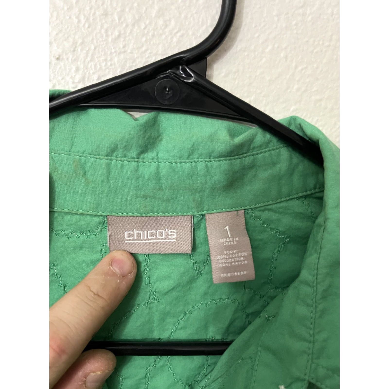 Vintage Chico's Womens Shirt Button-Up 3/4 Sleeve Embroidered Spring Green Size 1 Size XS / US 0-2 / IT 36-38 - 3 Thumbnail