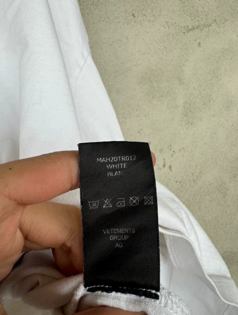 Vetements Vetements 19FW Dominium Short-Sleeve Size US M / EU 48-50 / 2 - 8 Thumbnail