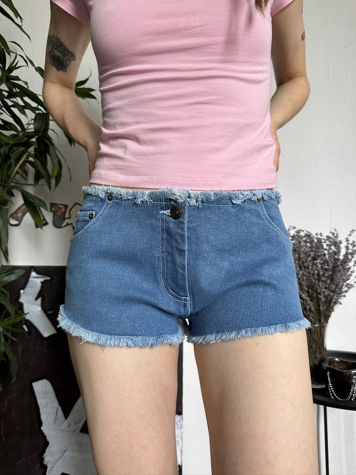 Beauty Beast × Vintage Vintage Sexy Mini Mico Shorts y2k Distressed Trim Size 27" / US 4 / IT 40 - 2 Thumbnail