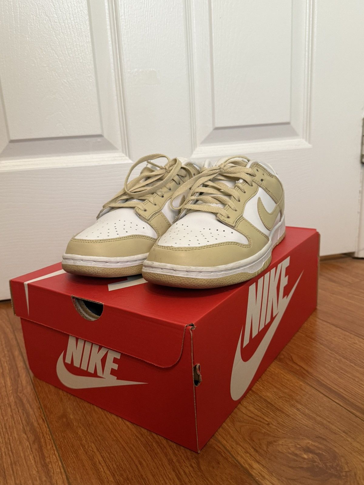 Nike Nike dunk retro low beige Size US 10 / EU 43 - 1 Thumbnail