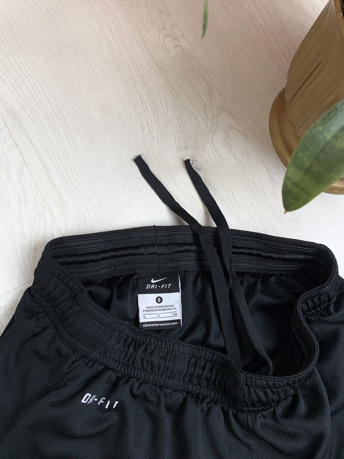 Nike Nike Manchester United 2012 Shorts Black Size S Size US 29 - 5 Thumbnail