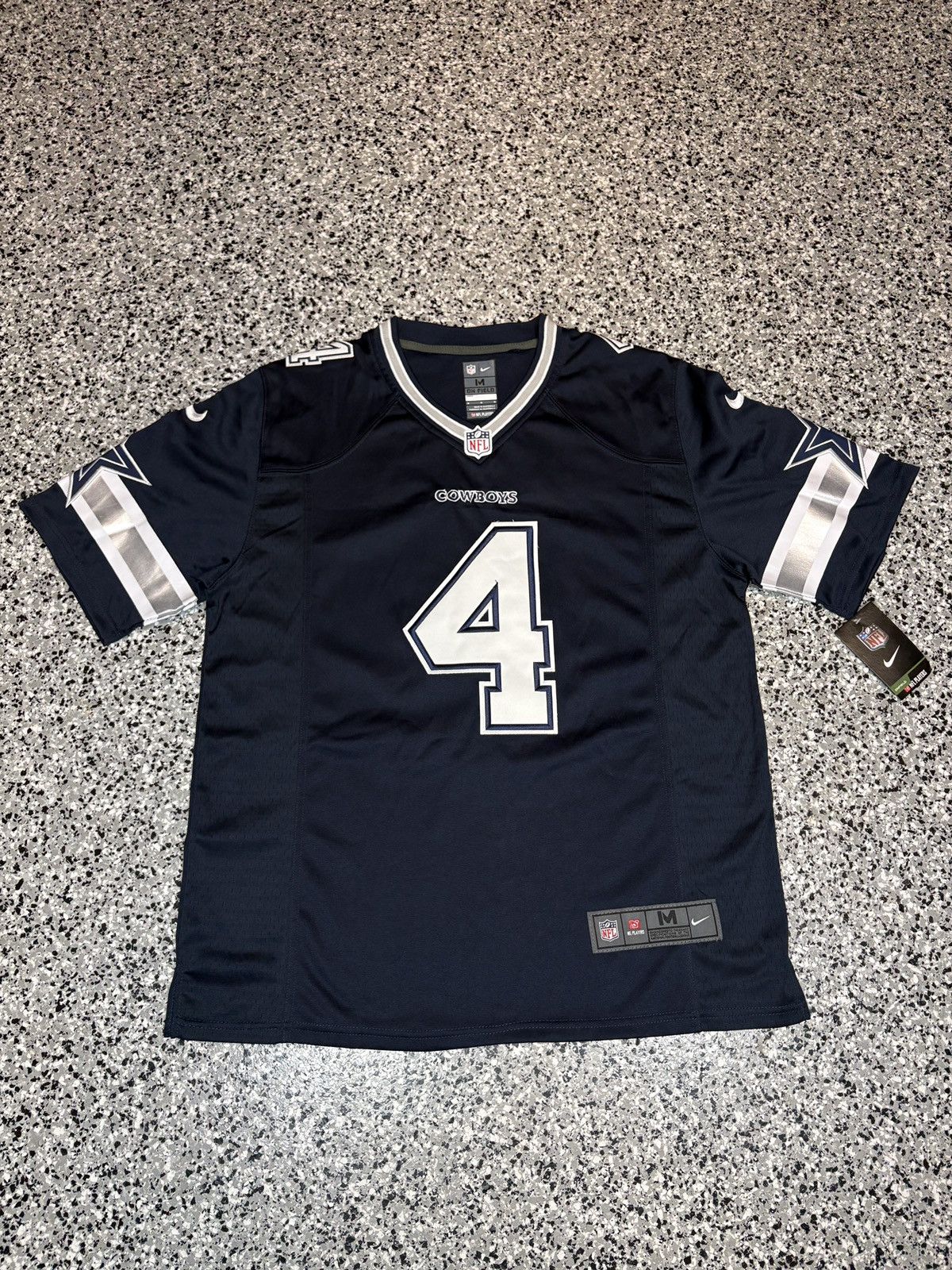 Brand New Nike Dallas Cowboys “PRESCOTT #4” Jersey Size M